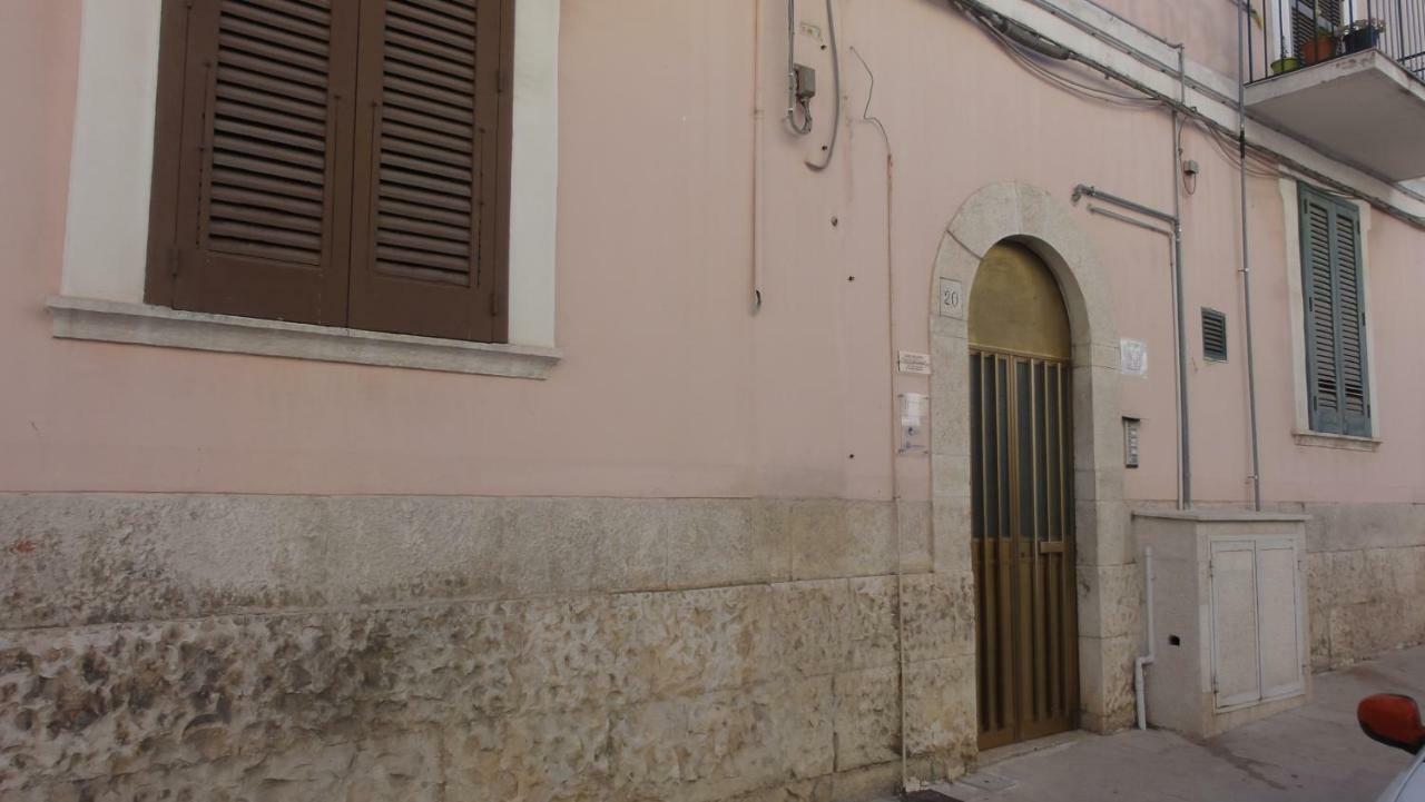 Casa Vacanze La Scalinata Bisceglie Zewnętrze zdjęcie